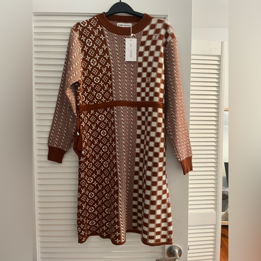 NWT gorgeous Louis Vuitton *style* sweater dress
